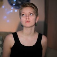 PeggyLoss offline chatrum