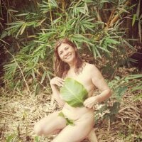 Aranza-Queen webcam model