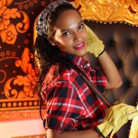 Sassy_Ebony's Offline Chat Room