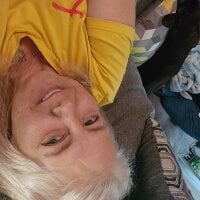 Elaine0323's Offline Chat Room