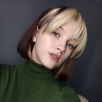 Lauritta_shy nude on webcam for live porn video chat