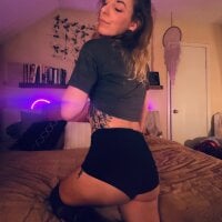 lezzrene webcam model