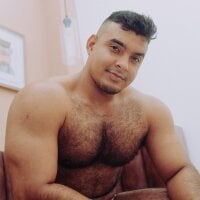 Big_furry_bear13 webcam model