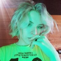 PeggyHall offline chatrum