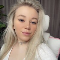 Kitti_kaattt Free Live Webcam Show & XXX Chat | xHamsterLive
