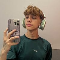 Tomy_Rox webcam model