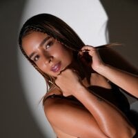 Antonellabeltrann webcam model