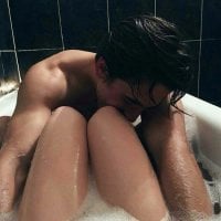 LisaAndJames' Offline Chat Room