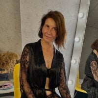 Lia_Reyn webcam model