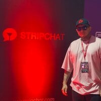Strip_Chat_Col