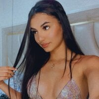 anaharper Adlı Modelin Çevrimdışı Sohbet Odası