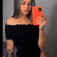 pequena_beah_ Offline Chatraum