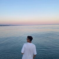 unicorn_hero18's Offline Chat Room