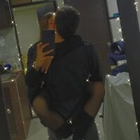 Offline chatovací místnost Skinnyscouple_