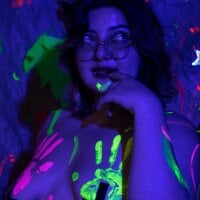 Roxy_f_w model avatar