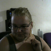 KittensPleasure's Offline Chat Room