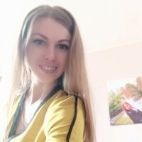 Kittie_Nebula's Offline Chat Room