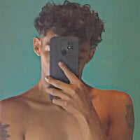 ARONROBERTS_