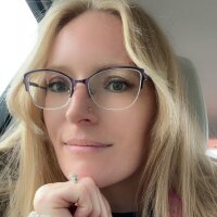 LoveMeLucy's Offline Chat Room