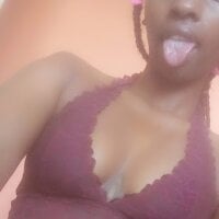 lelooafrica webcam model