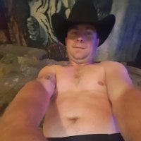 camocowboy69's Offline Chat Room