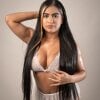 victoria_busty