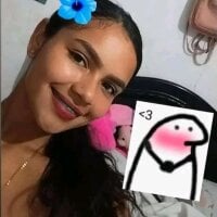 Izzie_brow's Avatar Pic