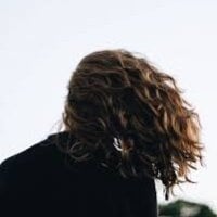 Ella_Tender's Offline Chat Room