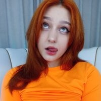 Kitty_Asstronaut webcam model