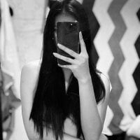 Miss_TransAsiacums08's Offline Chat Room