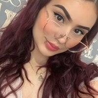 Roxy_Thompson webcam
