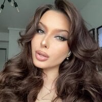 Lucy_louras