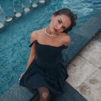 lunaaaaa23's Avatar Pic