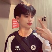 urhotasianboy webcam model