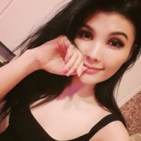 NikkiLinn's Offline Chat Room