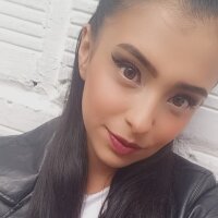 Fantasy_doll8's Offline Chat Room