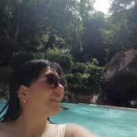 aisha_latina 아바타 사진