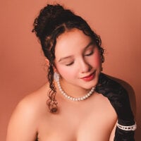 LucyLovelyy webcam model