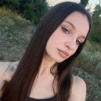 EmilyMarySmily's Offline Chat Room