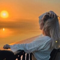 ChristineAtHome's Avatar Pic