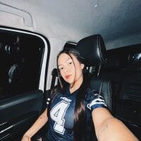 Miss_Crhiss webcam model