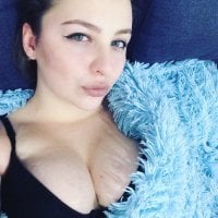 TheJasminaGrey's Offline Chat Room