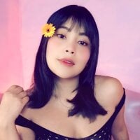 SweetPetiite webcam model