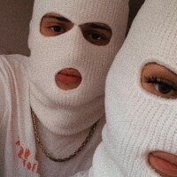 amira_femboy_bigcock: офлайн-чат