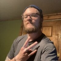 SaggwayTwoGs' Offline Chat Room