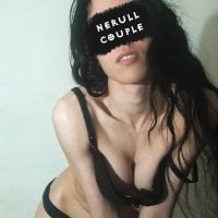 Nerull-Couple Adlı Modelin Çevrimdışı Sohbet Odası