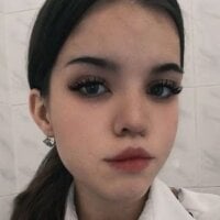 LonnaFekety webcam model