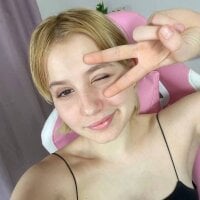 Mia_AstraLive Webcam