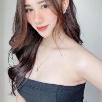 Bella8386 webcam model