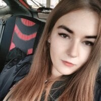 66MALIKA66's Offline Chat Room